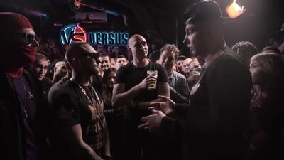 Драго баттлит банду Димасты (Батл-Рэмбо) D.Masta vs Drago | VERSUS BATTLE