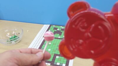 ЖЕЛЕЙНЫЙ МЕДВЕДЬ ВАЛЕРА И МАЙНКРАФТ КРИПЕР