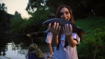 Molly feat. Big Russian Boss. «Мне нравится» (клип HD)