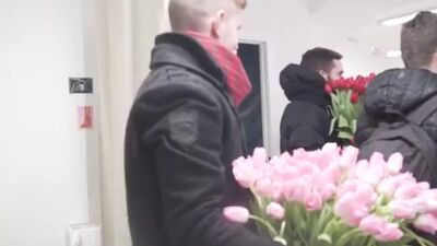 В Петербурге группа мужчина ворвалась в фем-кафе