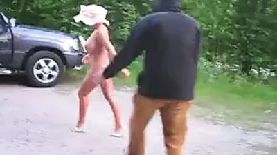 Немецкая мачеха обнаженная на публике