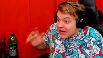 Ааа блять ёбанный рот сука какая страшная хуйня пиздец — Пятёрка/5opka/5орка/Фуга ТВ/TV/Кирилл Баранов для ВП ( скример крик )