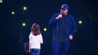 БАСТА с дочкой поют - Сансара