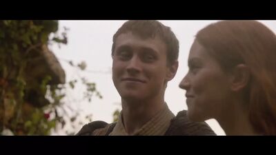 Обнаженная секс-сцена Daisy Ridley в Офелии 2019