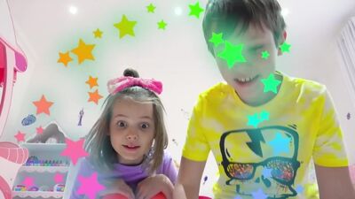 Mister Max Макс и Катя их история про злую ведьму из коробки