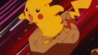 Пикачу и Дитто сражаются