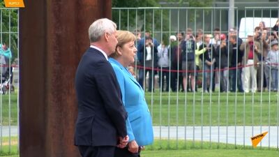 Меркель снова трясет