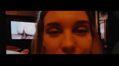 Кристина Асмус сосет хуй и её ебут во все щели. Слитая сцена в hd качестве. Порно секс минет анал жопа ебля кончает рот сперма