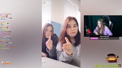 [89 ROFLS] ГАЕЧКА СМОТРИТ: КРИНЖ ТИК ТОК COMPILATION #169​ - ЛЯ КАКАЯ