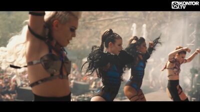 Fedde Le Grand - You Got Me Runnin (Official Video 4K)