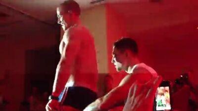 Мужской стриптиз в гей-клубе #gay_x #гей #знакомства #москва #секс #парни #красивые #страсть #разврат #танцы